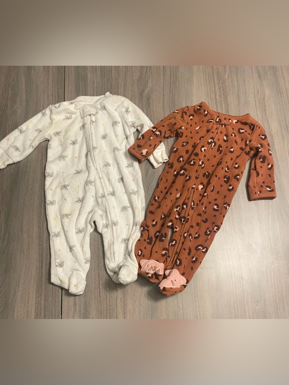 Set of 2 zipper footed sleepers baby size 3 months
